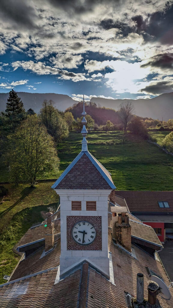 Rénovation du clocher de l'école La Chapelle en Vercors